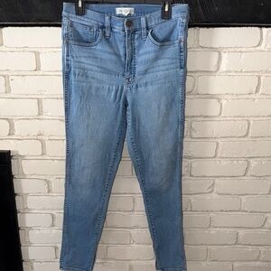 Madewell roadtripper jeans play condition they have life size 29 women’s.